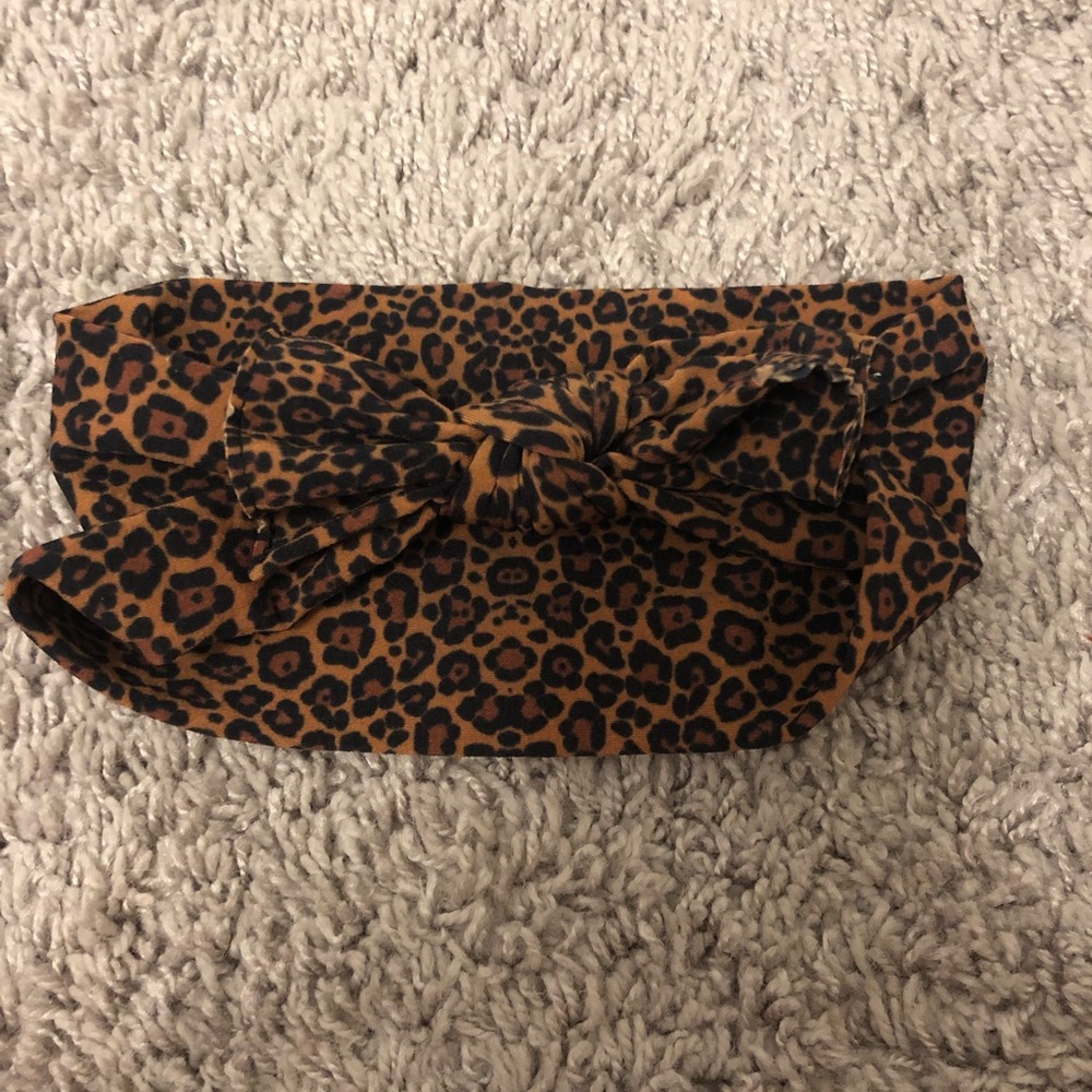 Baby Bling leopard bow